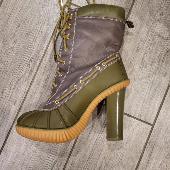 Michael Kors Boots - Picture 3 of 3